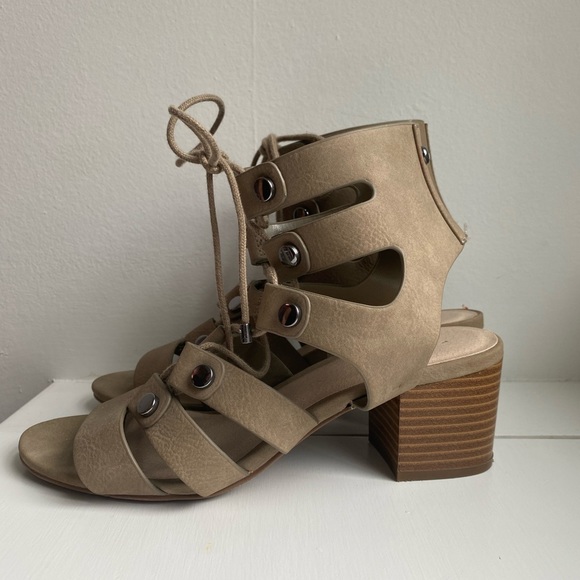 Simply Vera, Vera Wang Women’s tie heel sandal - Picture 2 of 3